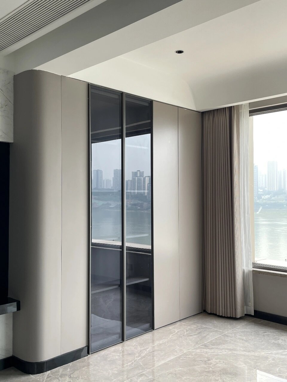 弧形柜設(shè)計(jì)，顏值實(shí)用雙在線